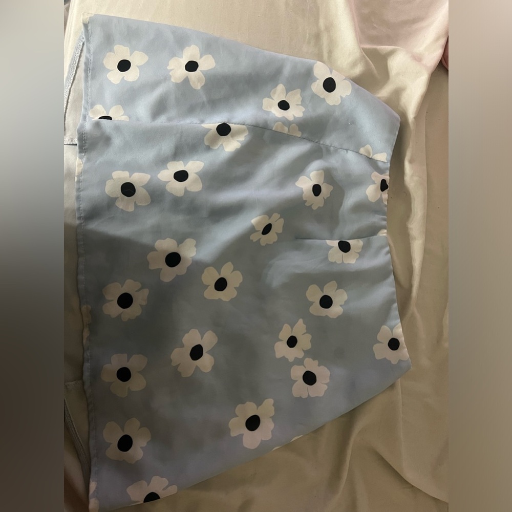 COPY - Princess Polly blue flower skirt